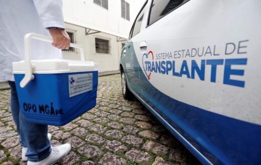 central-de-transplantes-paran-carro-transporte-rgos-768×512-1