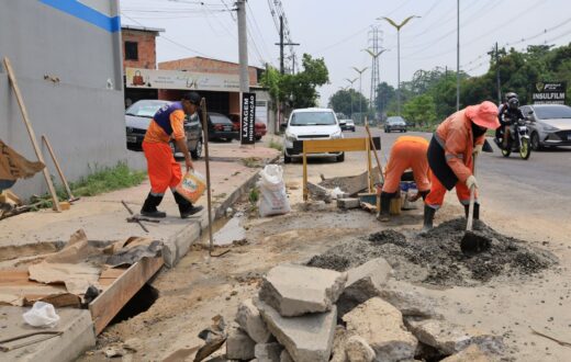 Prefeitura-de-Manaus-reconstroi-caixa-coletora-na-zona-Leste-e-reforca-seguranca-de-pedestres-6